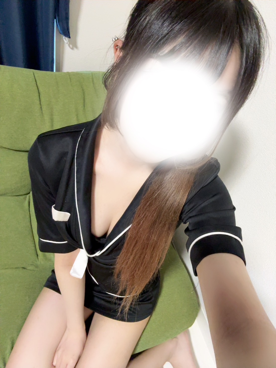 にあ